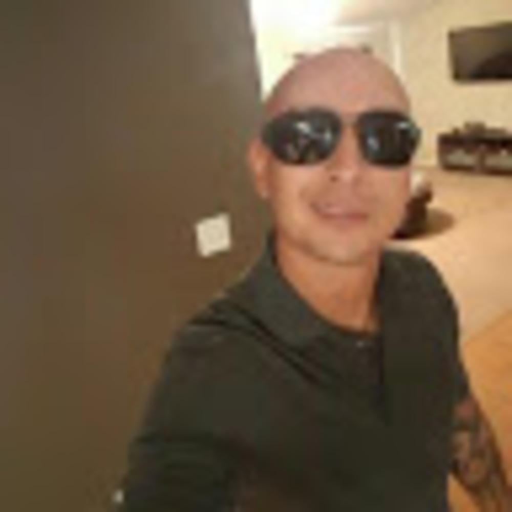 Meet your Posher, Manuel